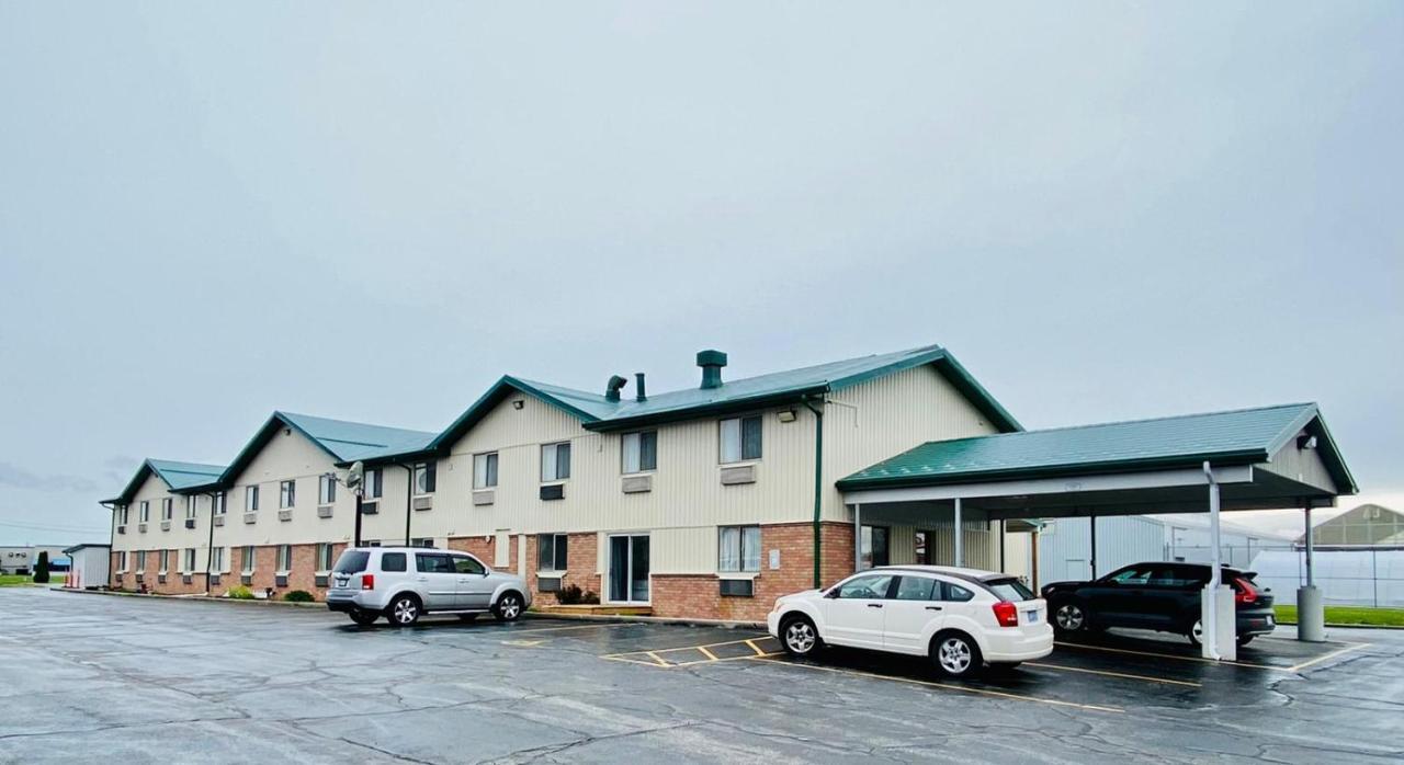Wallaceburg Inn Экстерьер фото