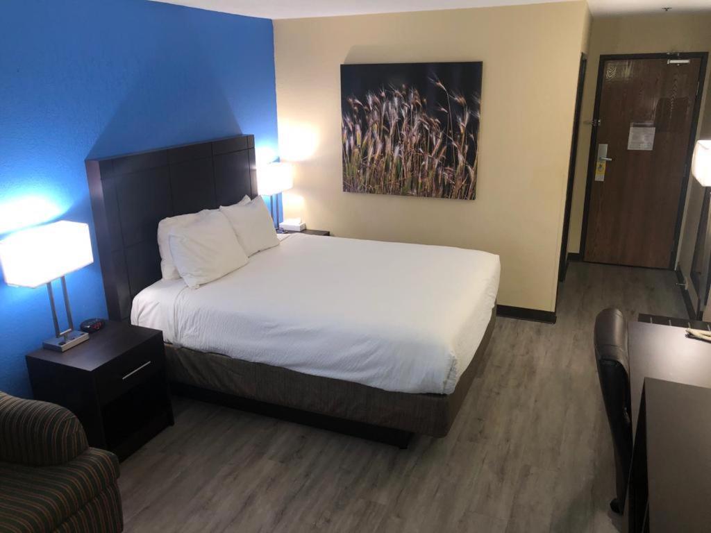 Wallaceburg Inn Экстерьер фото