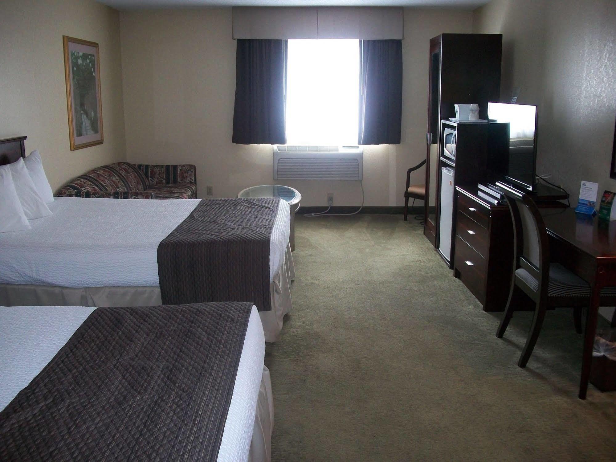 Wallaceburg Inn Экстерьер фото